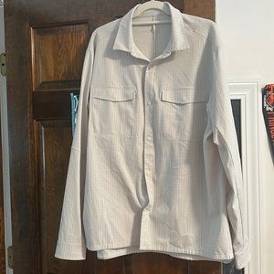 Men’s athletic collared shirt